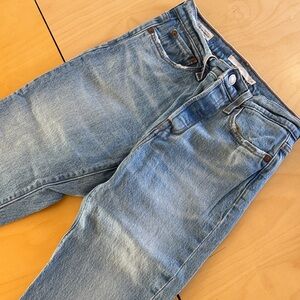 Levi’s wedgie Classic Blue Denim Jeans size 24 like new